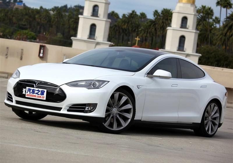 2014 MODEL S P85