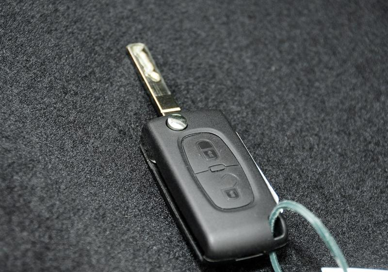 2013 Ŀ CROSS 1.6L Զ