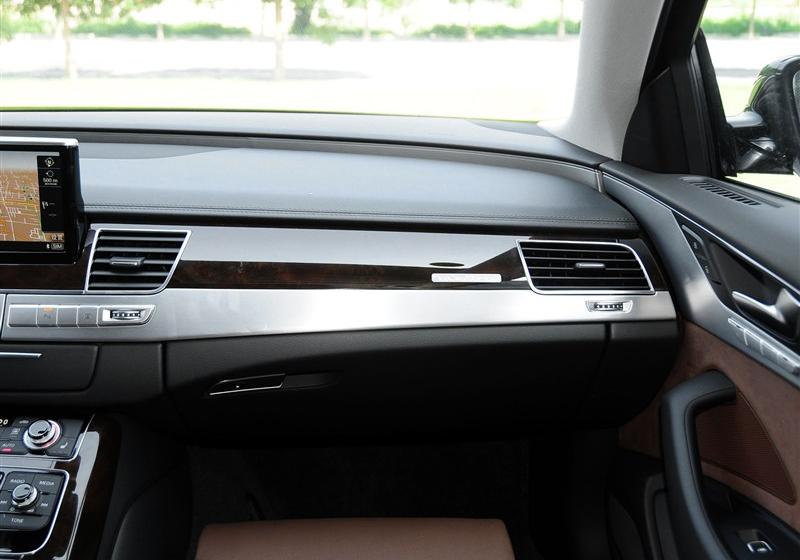 2014�� A8L 45 TFSI quattro������