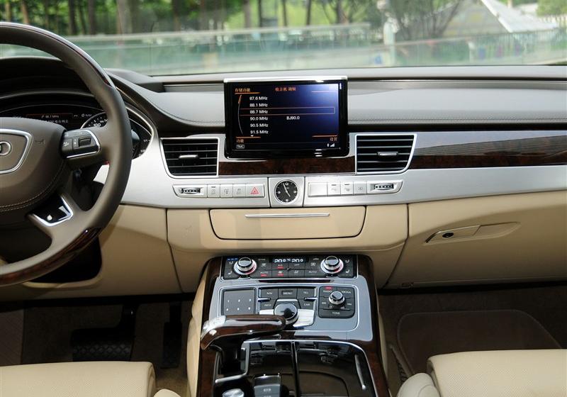 2014 A8L 60 TFSI quattroר