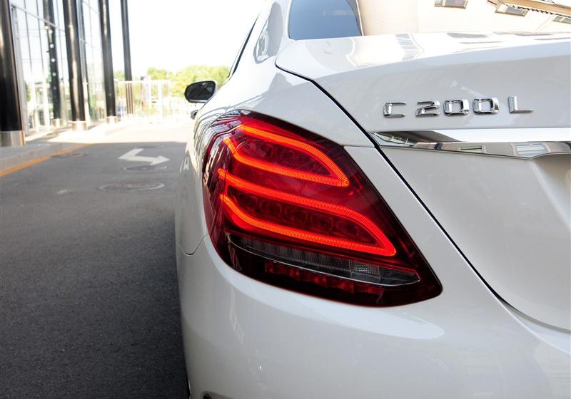 2015 C 200 L ˶