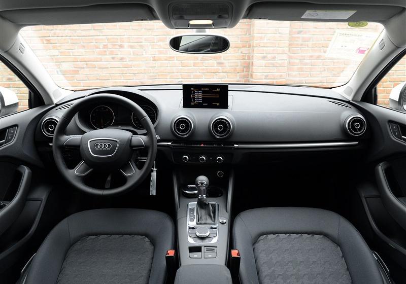 2014 Limousine 35 TFSI ȡ