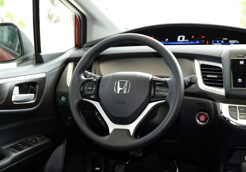 2014�� 1.8L �Զ����ʾ�Ӣ�� 5��