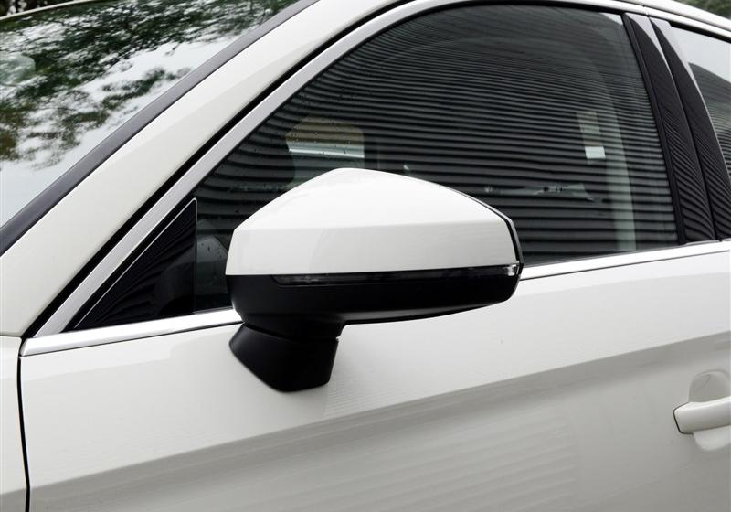 2014�� Limousine 35 TFSI ��ȡ��