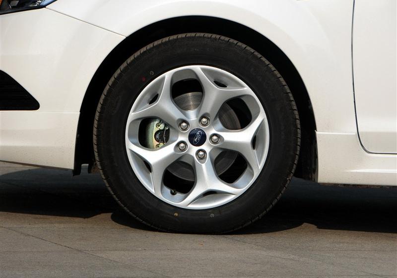 2014 ᾭ 1.8L Զ׵ذ