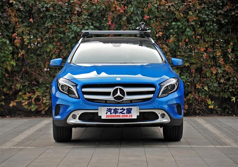 2015 GLA 200