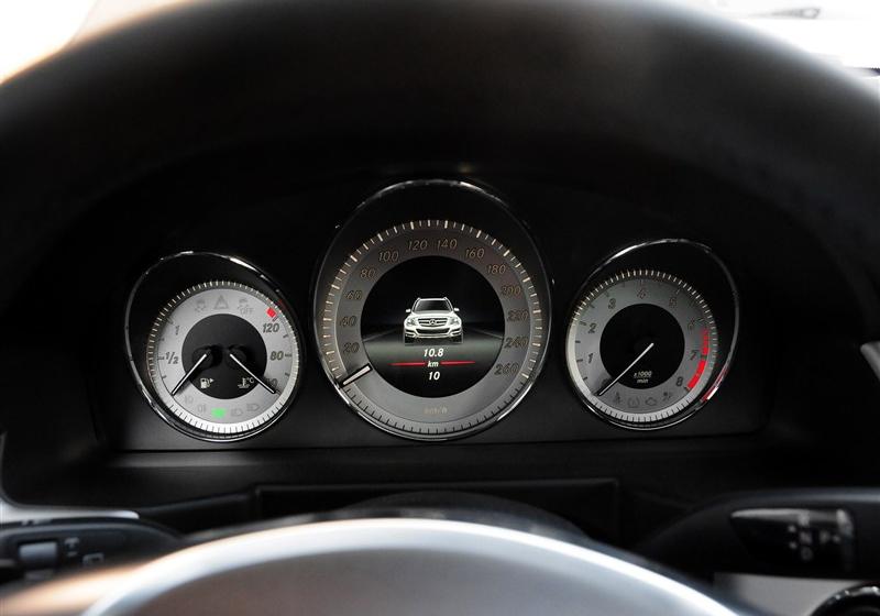 2015 GLK 300 4MATIC ʱ °