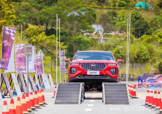 28125641ae7c0995d53352.jpg 21.jpg