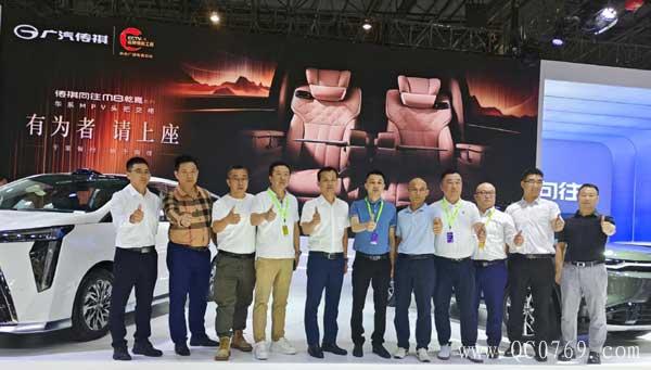 01183215cb1616e89e9078.jpg 11.jpg