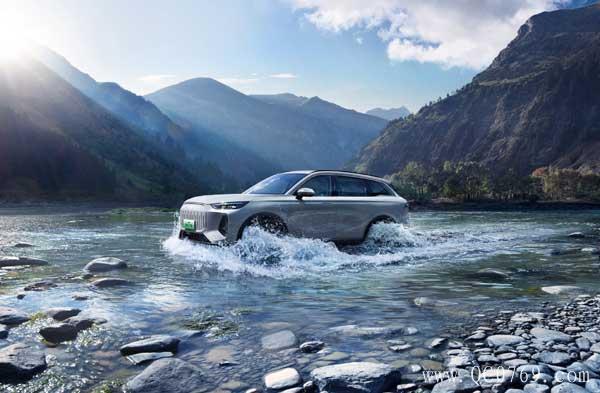 0210011399b2ff85628403.jpg 7.jpg